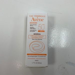 Avène Ultra Light Hydrating Sunscreen Lotion